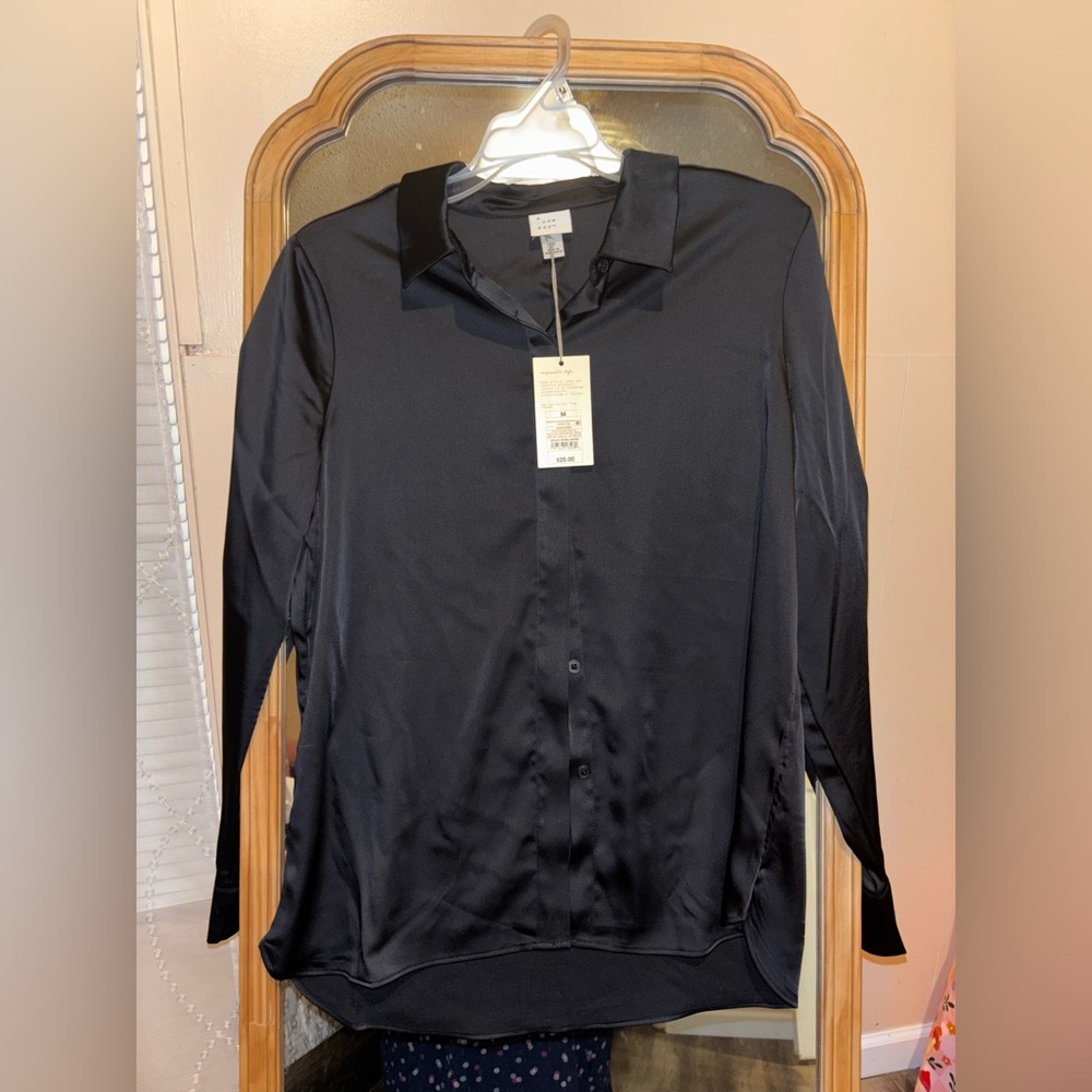 Women New day black button down shirt